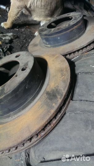 Передние тормозные диски Тойота Круйзер 200 пара