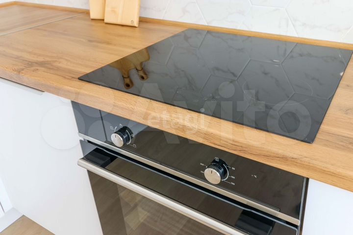 2-к. квартира, 52 м², 9/16 эт.