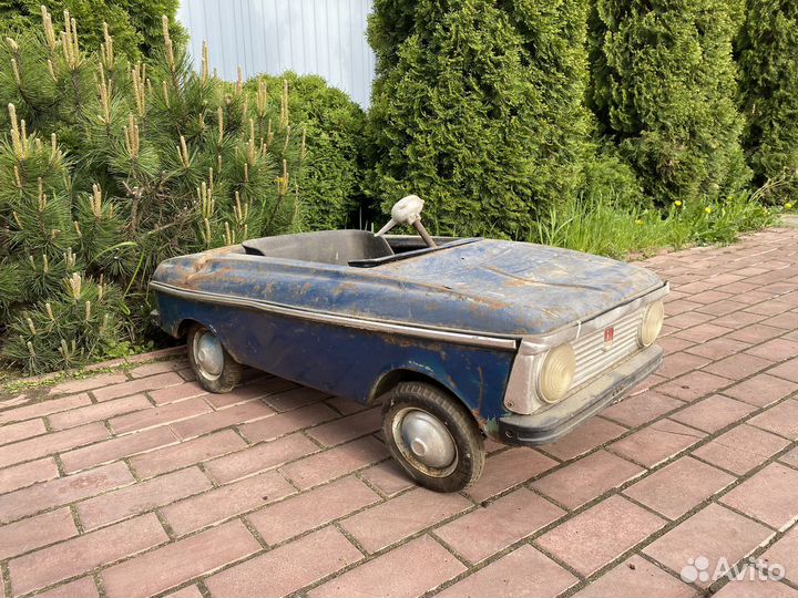 Машинка педальная Москвич СССР