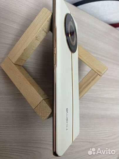 realme 11 Pro, 8/256 ГБ