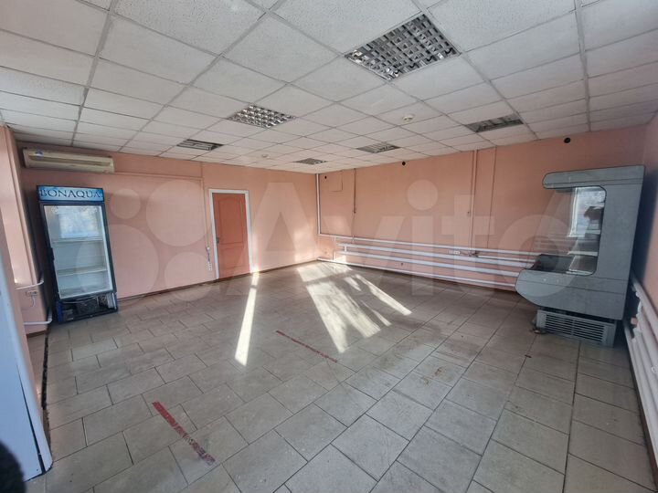 Торговая площадь, 65 м²