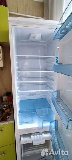 Холодильник бу Beko