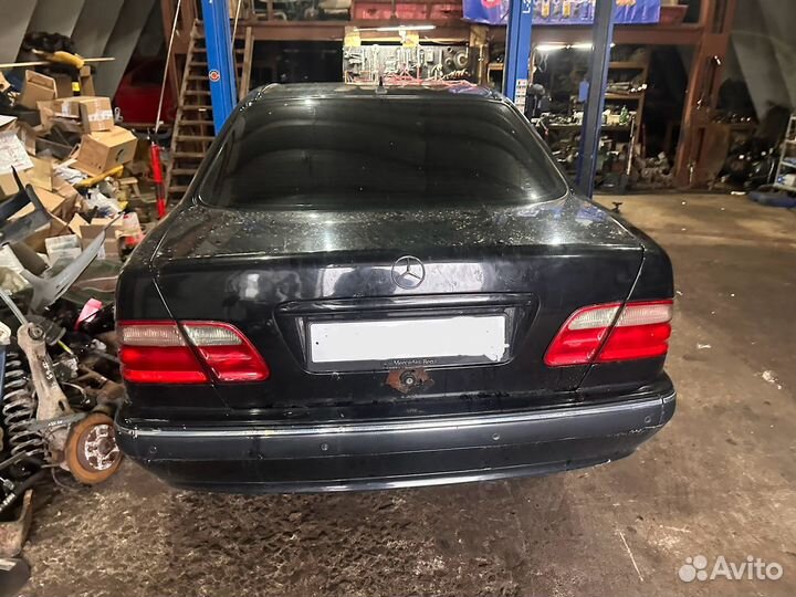 Разбор Mercedes w210 2.4 170 л.с. 2000 г.в. АКПП