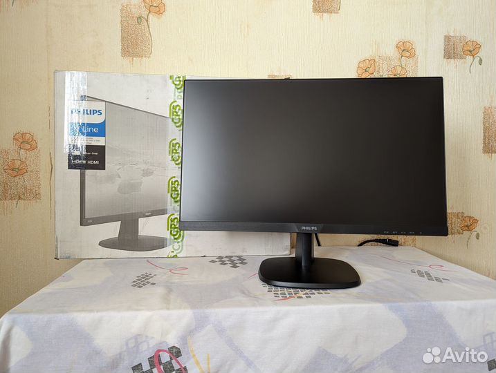 Philips 24 дюйма IPS безрамочный с колонками