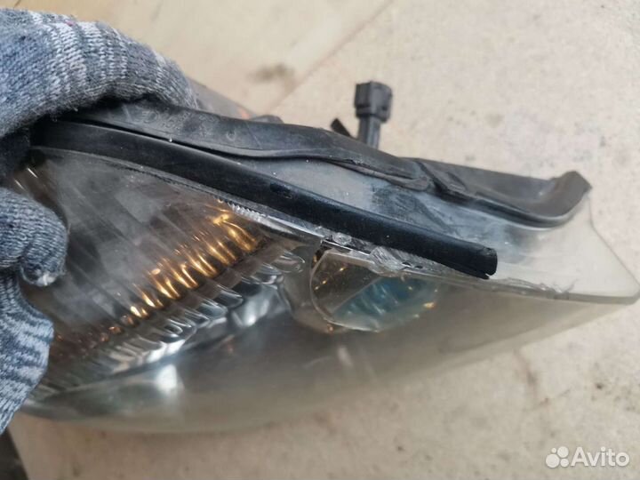 Фара ксенон Nissan X-Trail T-30