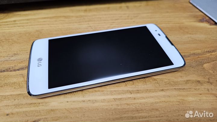 Смартфон LG K8 K350E 16Gb LTE