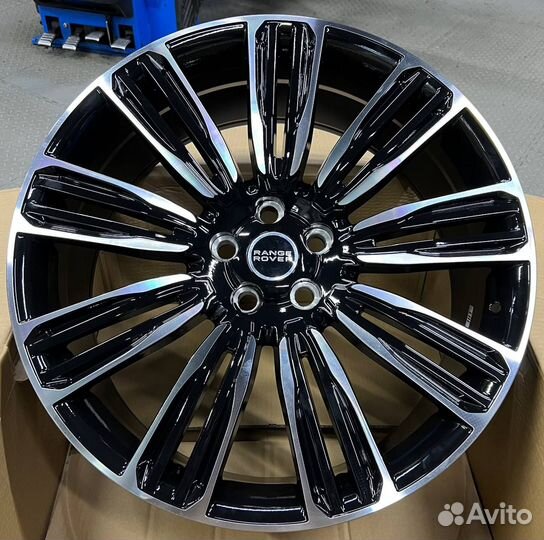 Диски на Range Rover Velar Рендж Ровер Велар R22