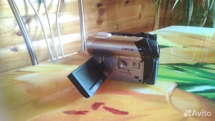 Видеокамера sony handycam