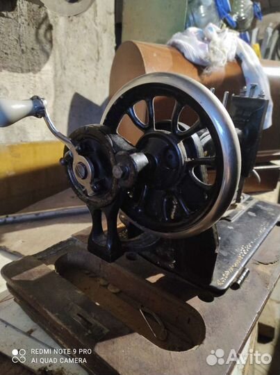 Швейная машинка бу ручная