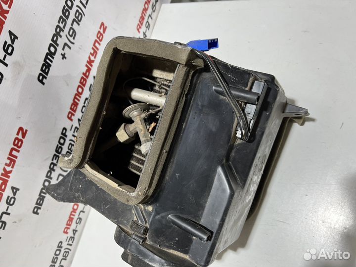 Корпус отопителя печки Мазда Mazda 323