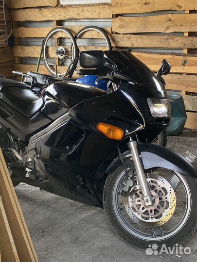 Kawasaki ZZR 250