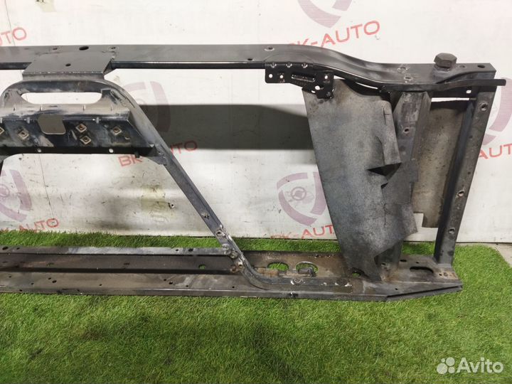 Телевизор передний Cadillac Escalade GMT900