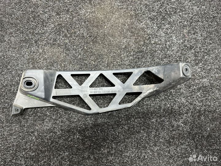 Кронштейн заднего бампера Skoda Octavia A5 FL