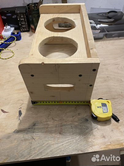 Кормушка для кошек и собак