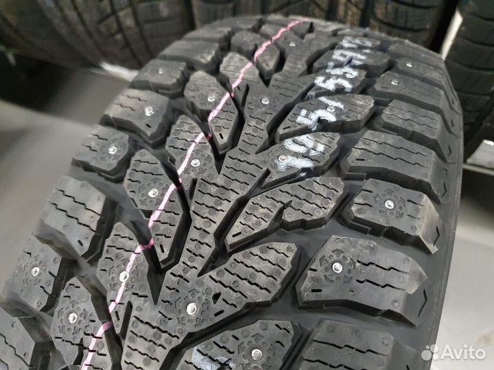 Kumho WinterCraft Ice Wi32 225/50 R17