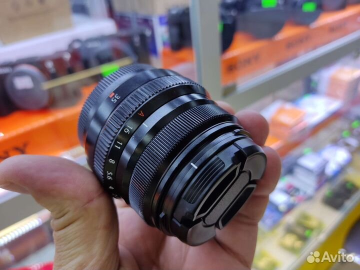 Fujifilm XF 35mm f/2 R WR Black S№58A25608 б.у