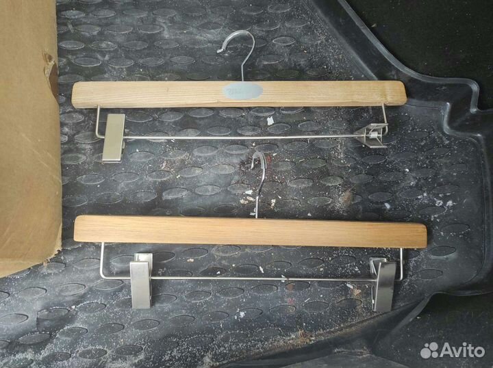 Вешалки плечики деревянные