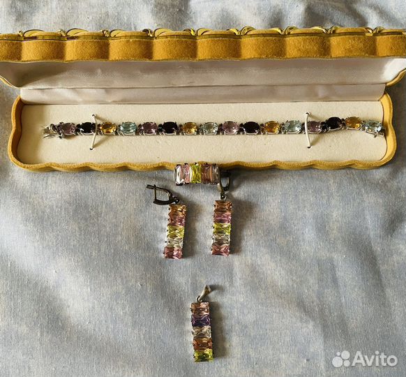 Колье, серьги, браслет