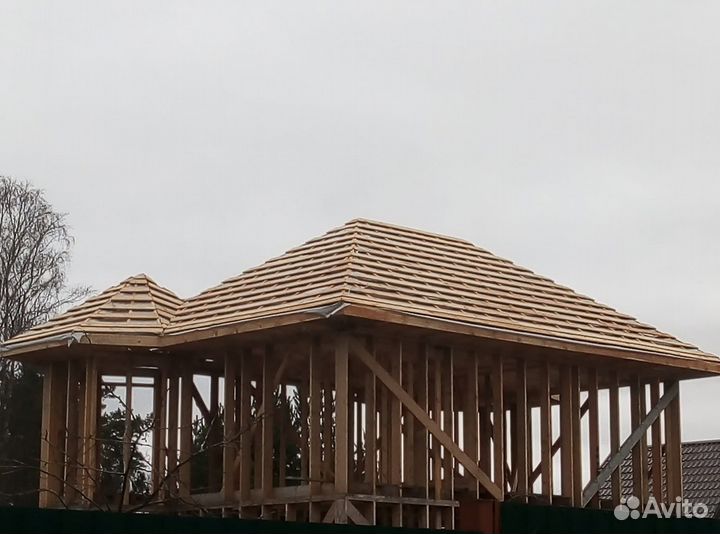 Ремонт кровли и дымохода, плотник