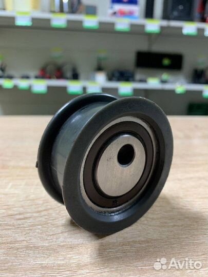 Ролик ремня грм натяжной ваз 2108