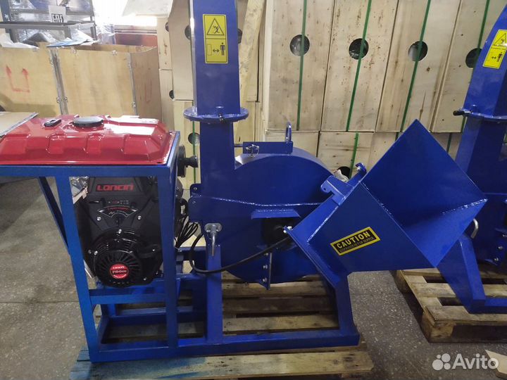 Измельчитель древесины, щепорез