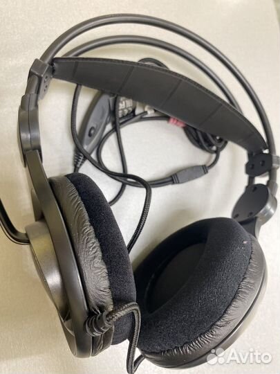 Игровые наушники
