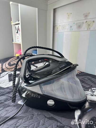 Утюг с парогенератором новый