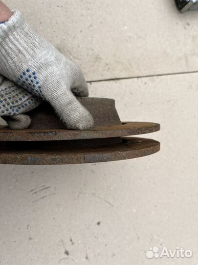 Тормозные диски задние Фольксваген Пассат сс