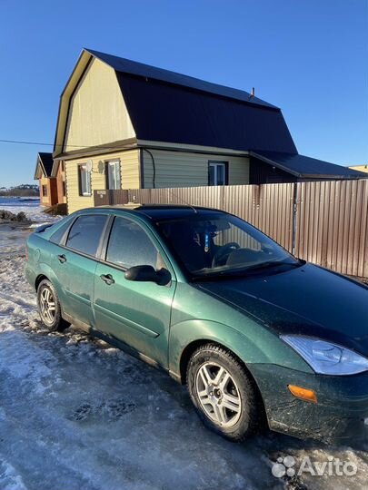 Ford Focus 2.0 AT, 2000, битый, 210 000 км
