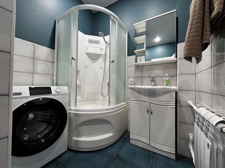 2-к. квартира, 64 м², 2/4 эт.