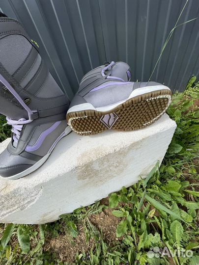 Ботинки для сноуборда женские Vans