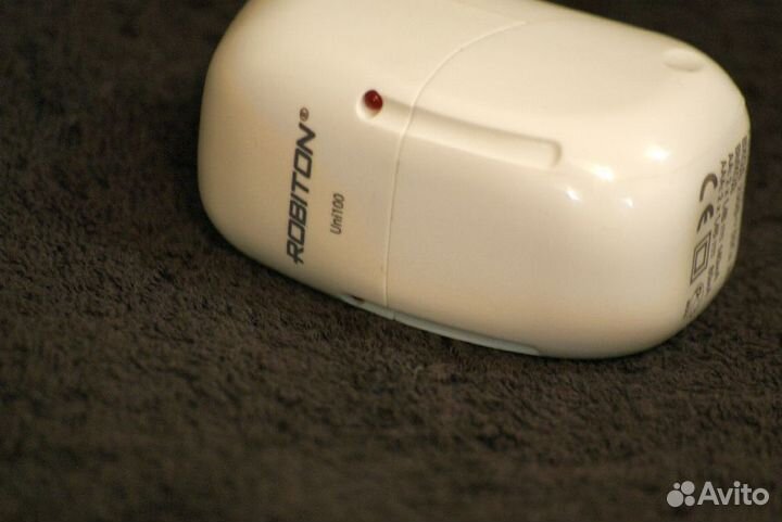 Зарядное устройство robiton UNI-100