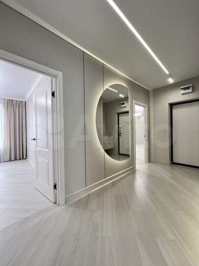 2-к. квартира, 87 м², 15/18 эт.