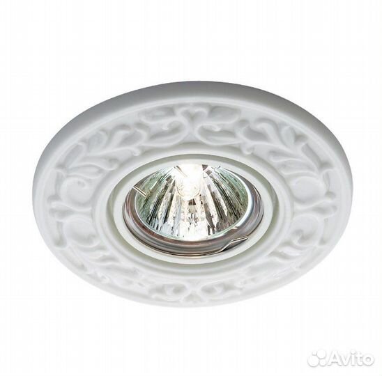 Светильник встраиваемый