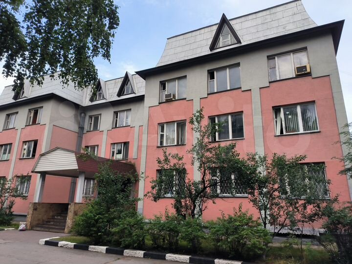 Комната 23 м², 1/3 эт.