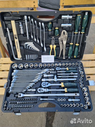 Набор инструмента Rockforce 142