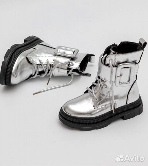 Ботинки серебро