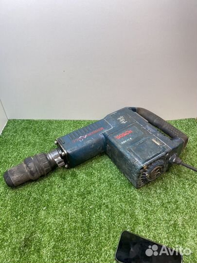 Отбойный молоток Bosch GSH 11 E (Т17737)