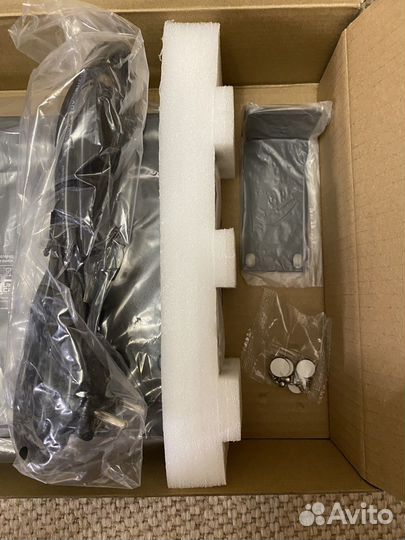 Коммутатор TP-Link TL-SG1016D