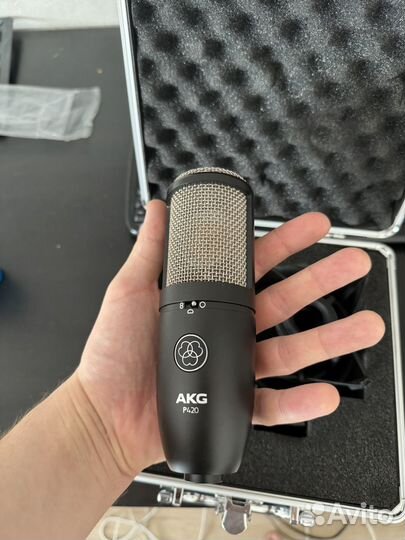 Студийный микрофон Akg p420