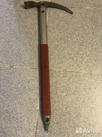 Ледоруб альпинистский