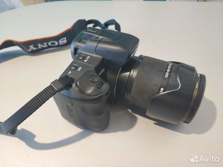 Зеркальный фотоаппарат sony А200
