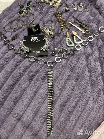Ожерелье,подвески.серьги,браслет