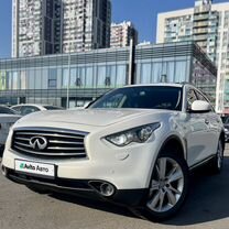 Infiniti FX37 3.7 AT, 2013, 141 990 км, с пробегом, цена 2 576 123 руб.