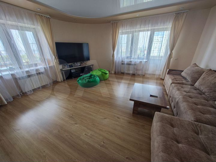 3-к. квартира, 114 м², 8/9 эт.