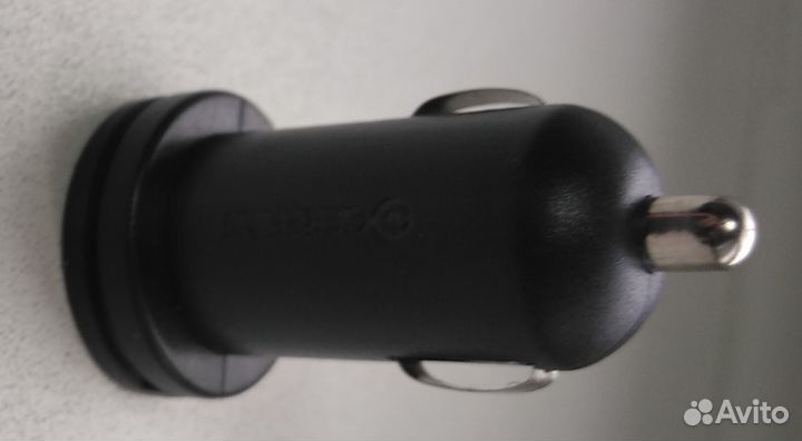 2.4 А Gerffins автомобильное зарядное новое