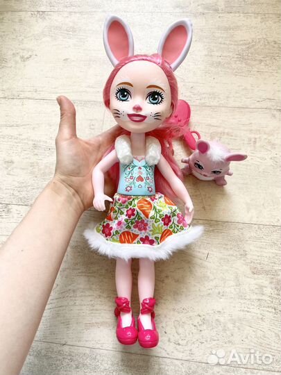 Большая кукла Enchantimals Зайка розовая Mattel