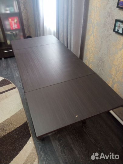 Журнальный столик