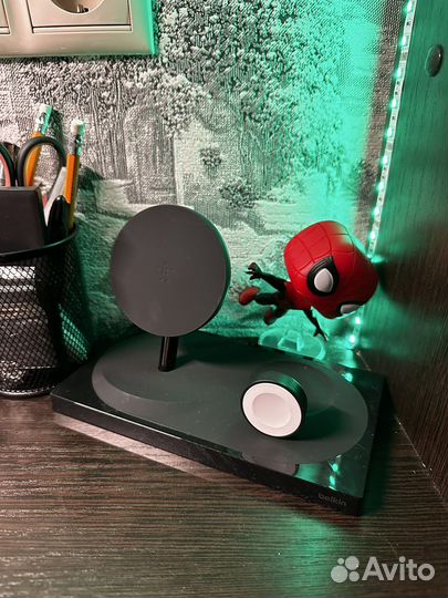 Беспроводная зарядка belkin