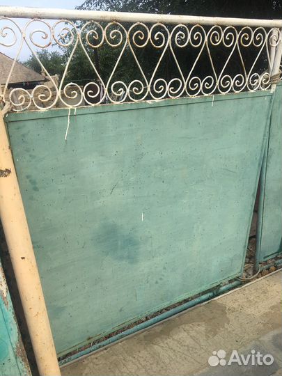 Продам б/у ворота с калиткой